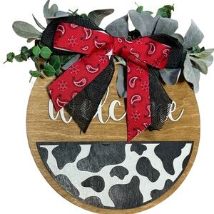 Rustic Welcome Wall Decor‎ with Red Bow